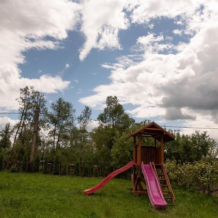 Dupa Apa La Razvan Sighetu Marmaţiei Buitenkant foto