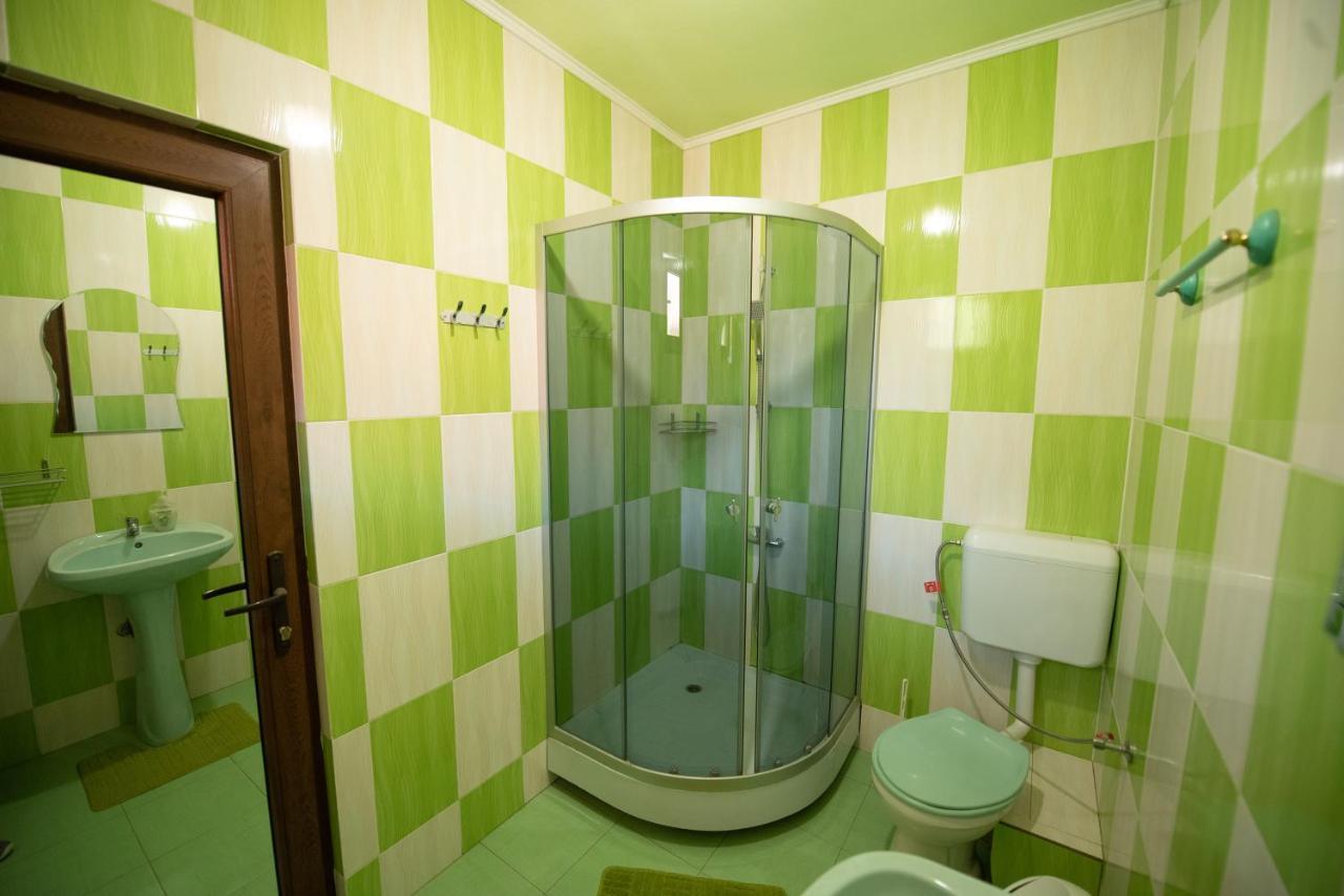 Dupa Apa La Razvan Sighetu Marmaţiei Buitenkant foto